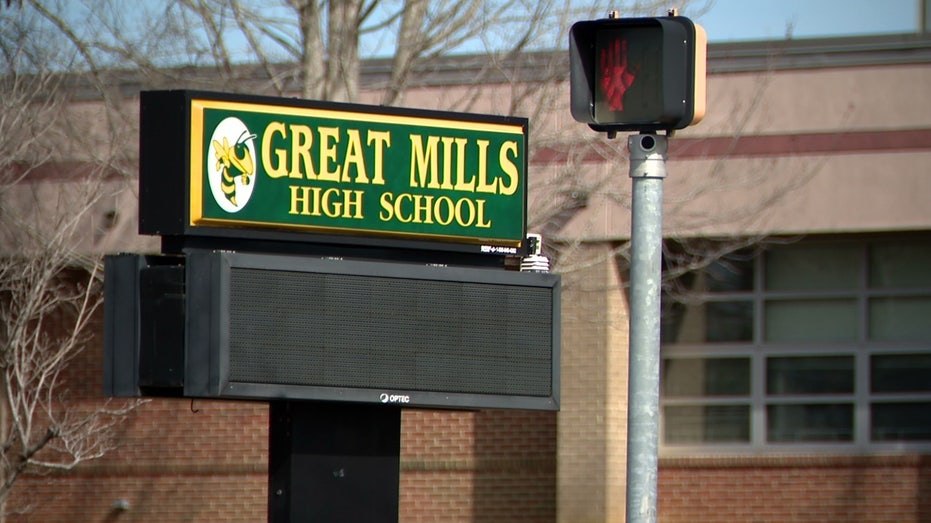 Maryland teen charged as adult for alleged stabbing in high school bathroom Education NSW